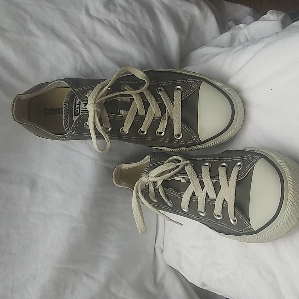 💖GREY CONVERSE💖